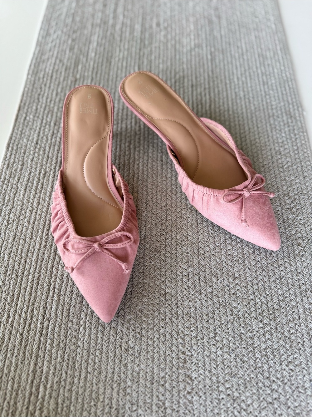 Time and Tru Pink Suede Pointed-Toe Slip-On Kitten Heels Mules Size 9